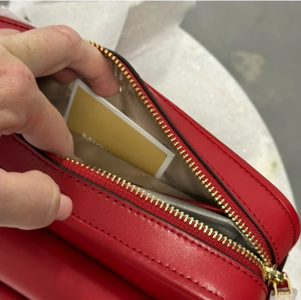 Brand new Michael KORS Sloan bag - Picture 7 of 7